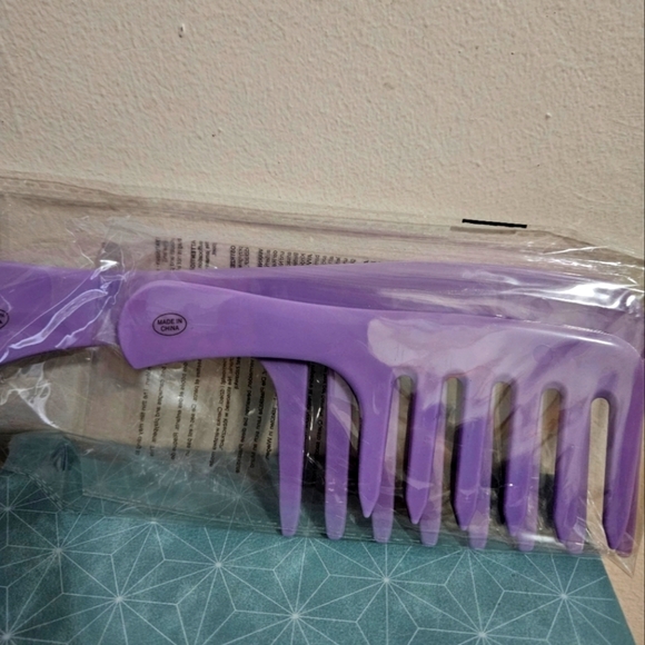 MONAT deluxe Scarf, Alligator clips + combs - Picture 4 of 6